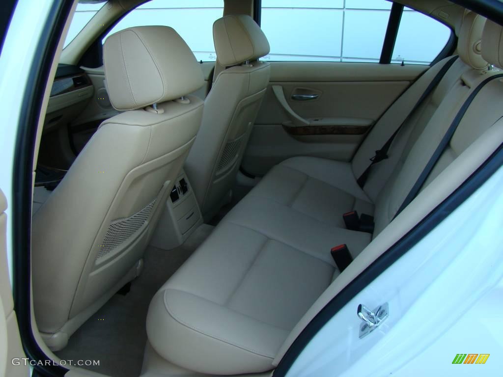 2008 3 Series 328xi Sedan - Alpine White / Beige photo #12