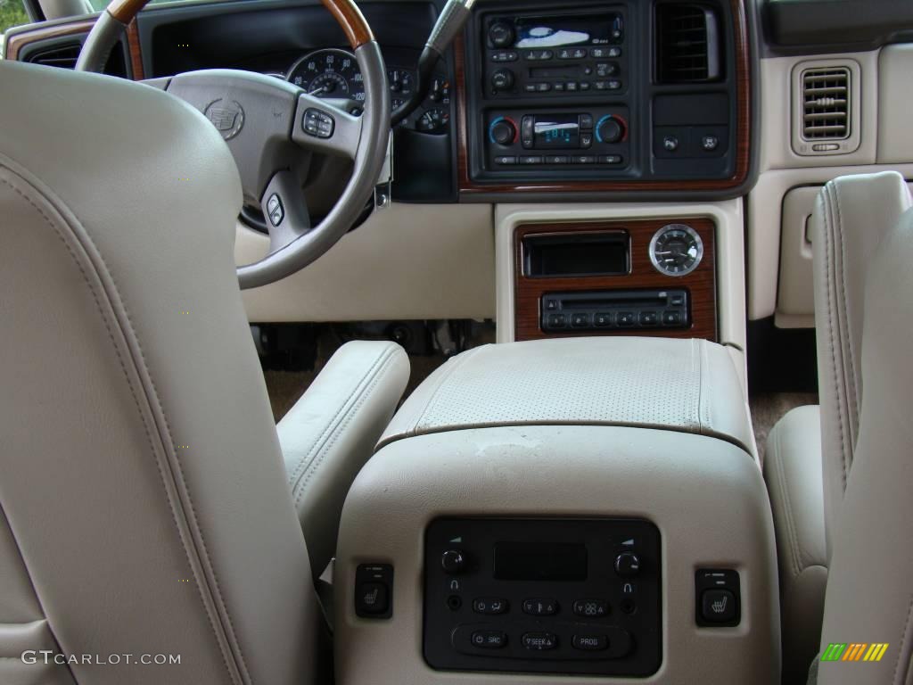 2003 Escalade  - White Diamond / Shale photo #16