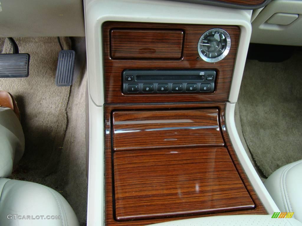 2003 Escalade  - White Diamond / Shale photo #19