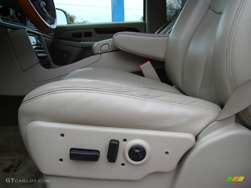 2003 Escalade  - White Diamond / Shale photo #26