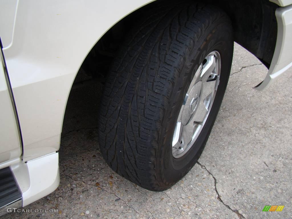 2003 Escalade  - White Diamond / Shale photo #27