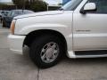 2003 White Diamond Cadillac Escalade   photo #29
