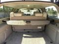 2005 Summit White Chevrolet Suburban 1500 LT 4x4  photo #16