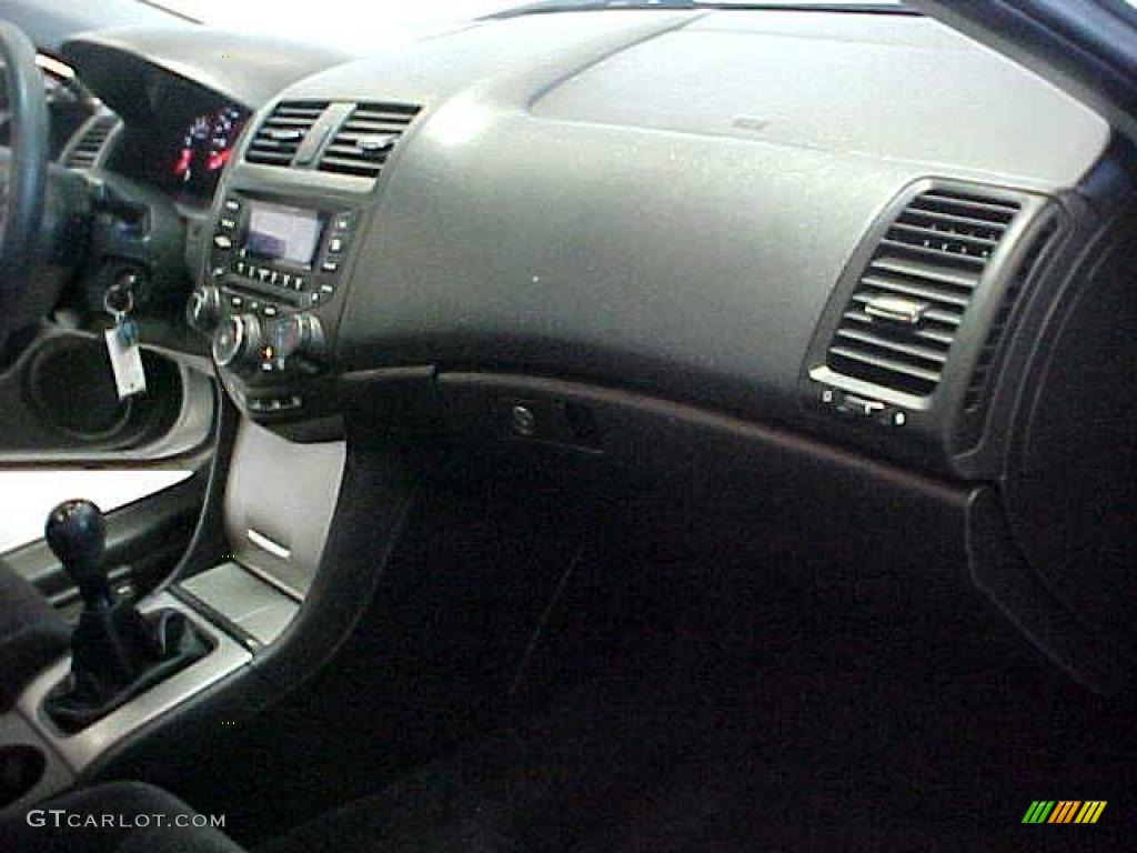 2003 Accord EX Coupe - Satin Silver Metallic / Black photo #17