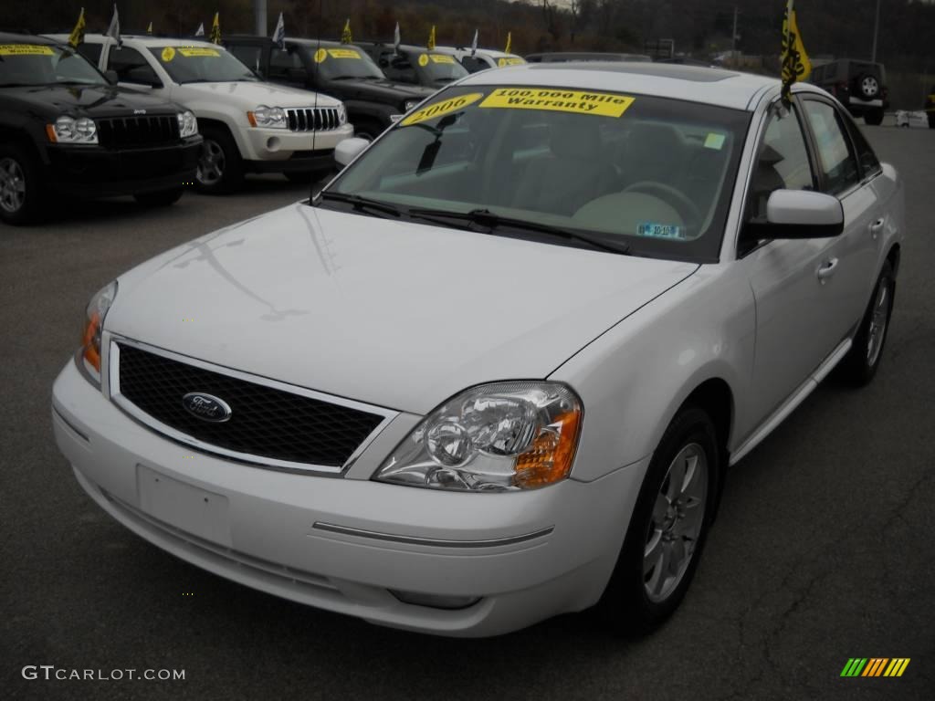 2006 Five Hundred SEL AWD - Oxford White / Pebble Beige photo #18