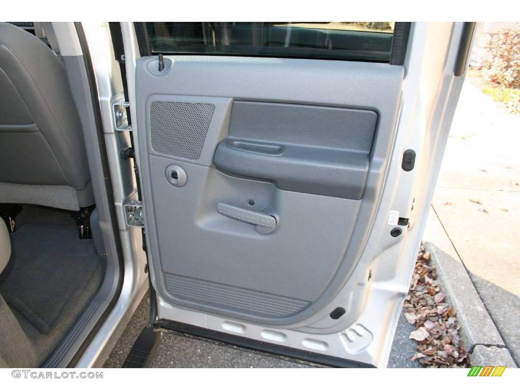 2006 Ram 2500 Sport Quad Cab 4x4 - Bright Silver Metallic / Medium Slate Gray photo #22