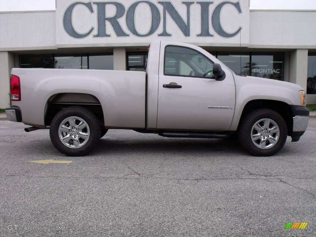 Silver Birch Metallic GMC Sierra 1500