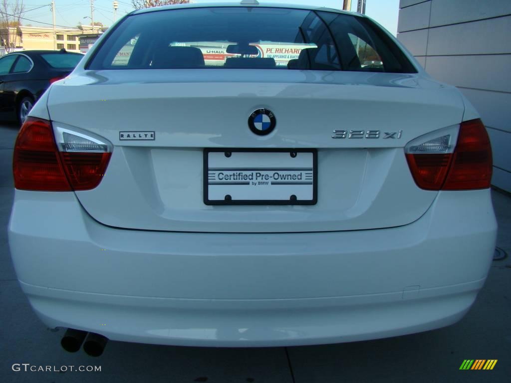 2007 3 Series 328xi Sedan - Alpine White / Black photo #4