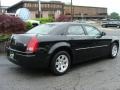 Brilliant Black - 300 Touring Photo No. 3