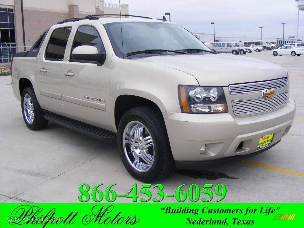 Gold Mist Metallic Chevrolet Avalanche