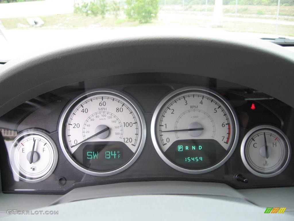 2008 Town & Country Touring - Bright Silver Metallic / Medium Slate Gray/Light Shale photo #22