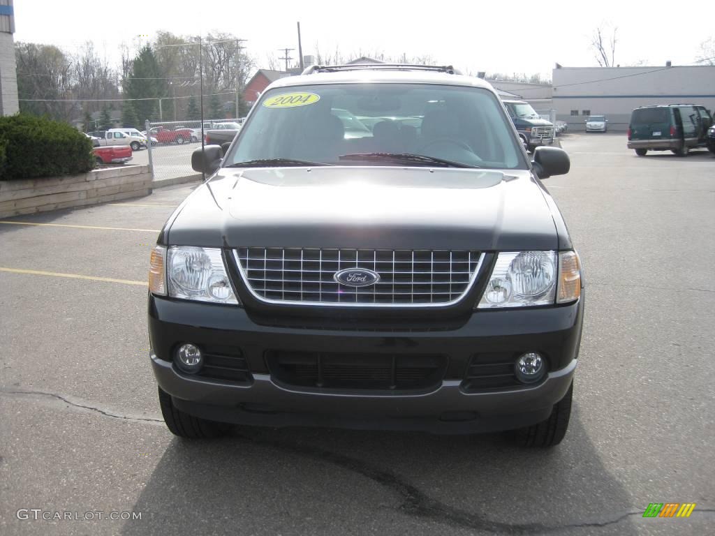 2004 Explorer XLT 4x4 - Black / Graphite photo #4