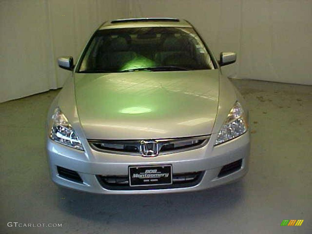2006 Accord EX-L V6 Sedan - Alabaster Silver Metallic / Gray photo #2