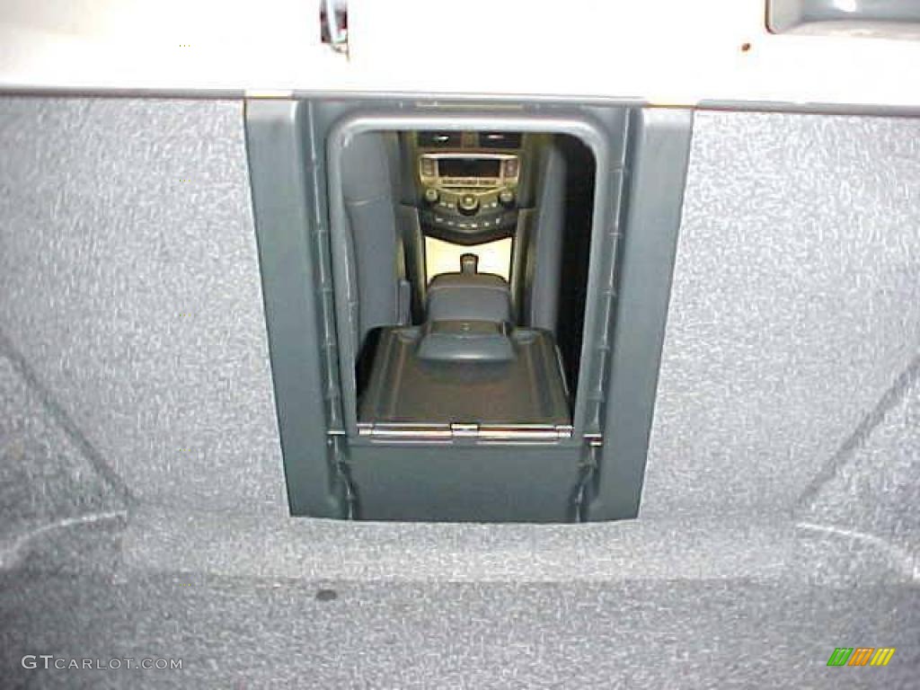 2006 Accord EX-L V6 Sedan - Alabaster Silver Metallic / Gray photo #25