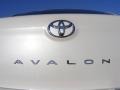 Blizzard White Pearl - Avalon Limited Photo No. 9