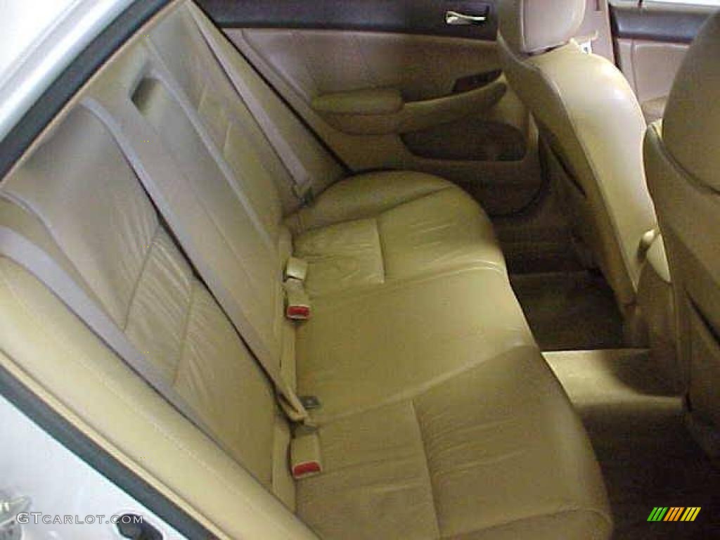 2007 Accord EX-L V6 Sedan - Taffeta White / Ivory photo #12