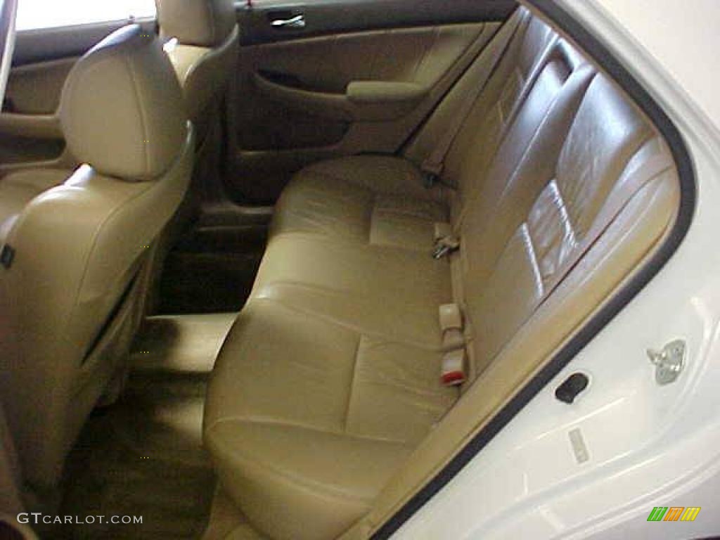 2007 Accord EX-L V6 Sedan - Taffeta White / Ivory photo #13