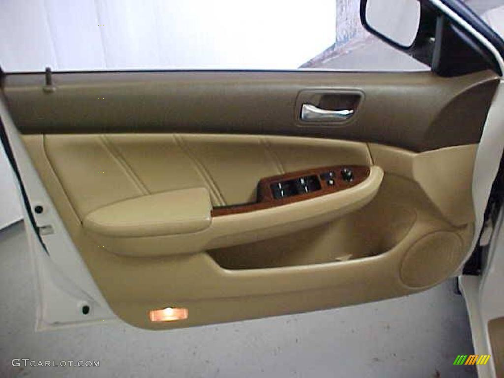 2007 Accord EX-L V6 Sedan - Taffeta White / Ivory photo #15