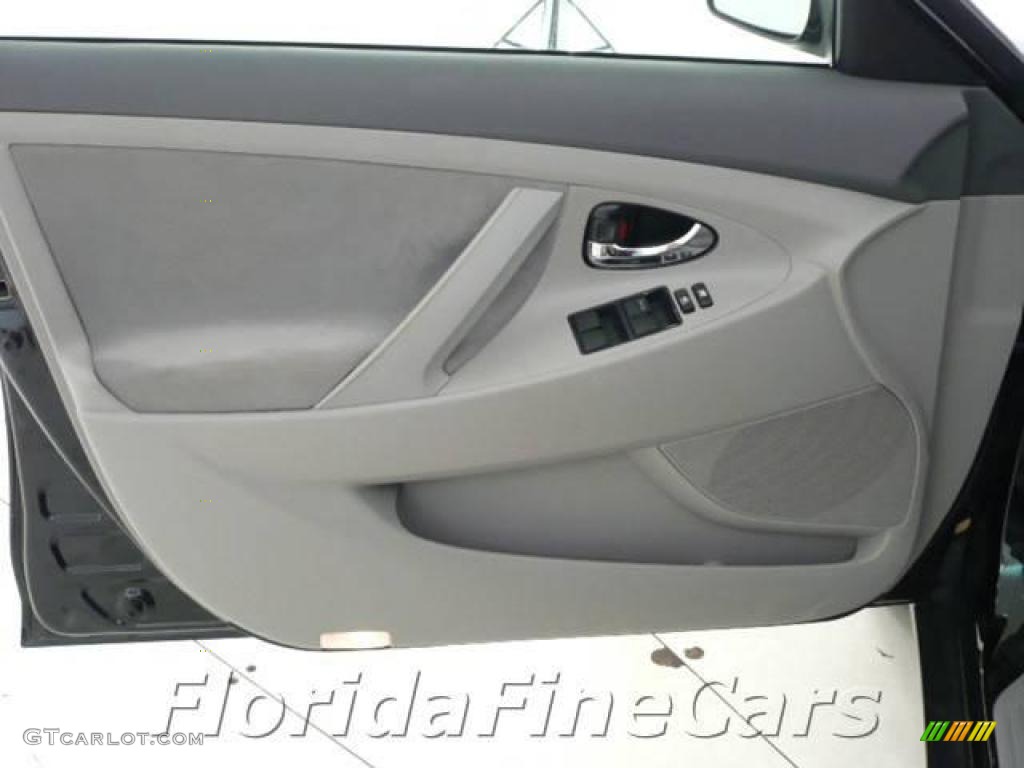 2007 Camry CE - Black / Ash photo #11