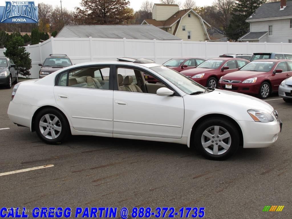 2003 Altima 2.5 SL - Satin White Pearl / Blond photo #6