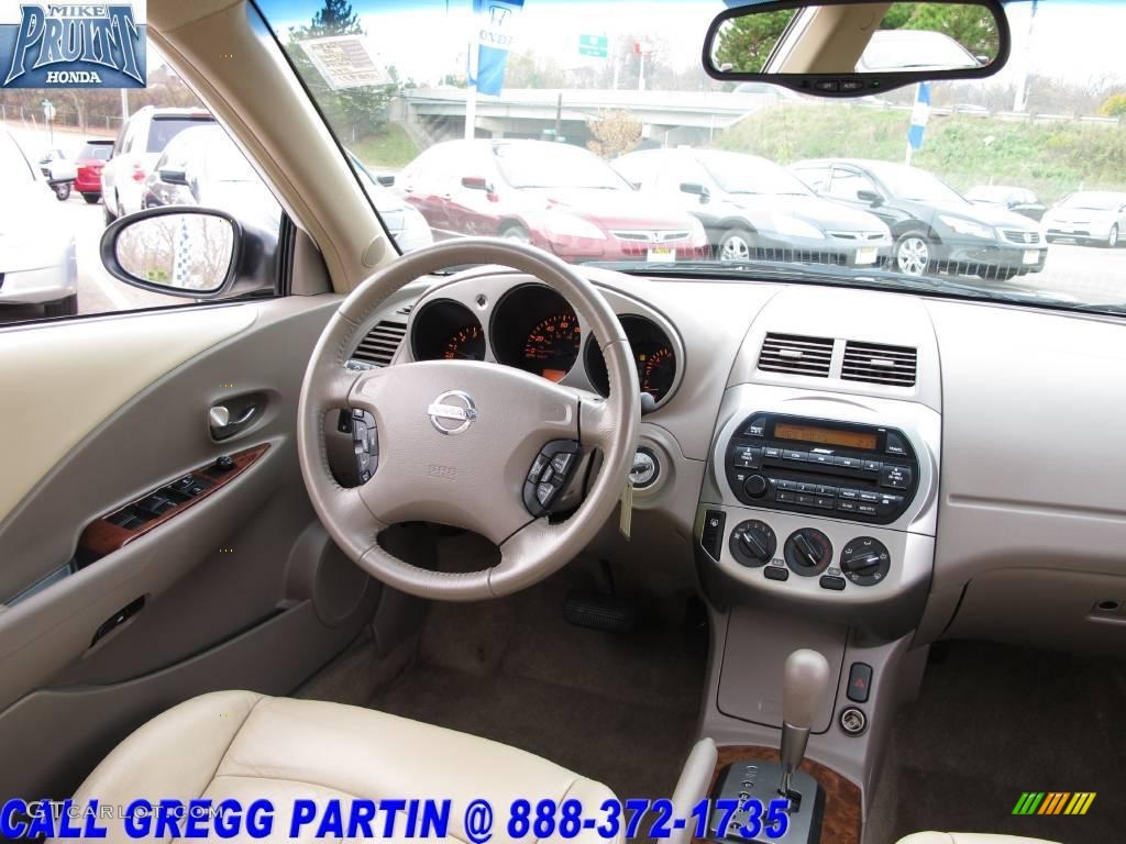 2003 Altima 2.5 SL - Satin White Pearl / Blond photo #16