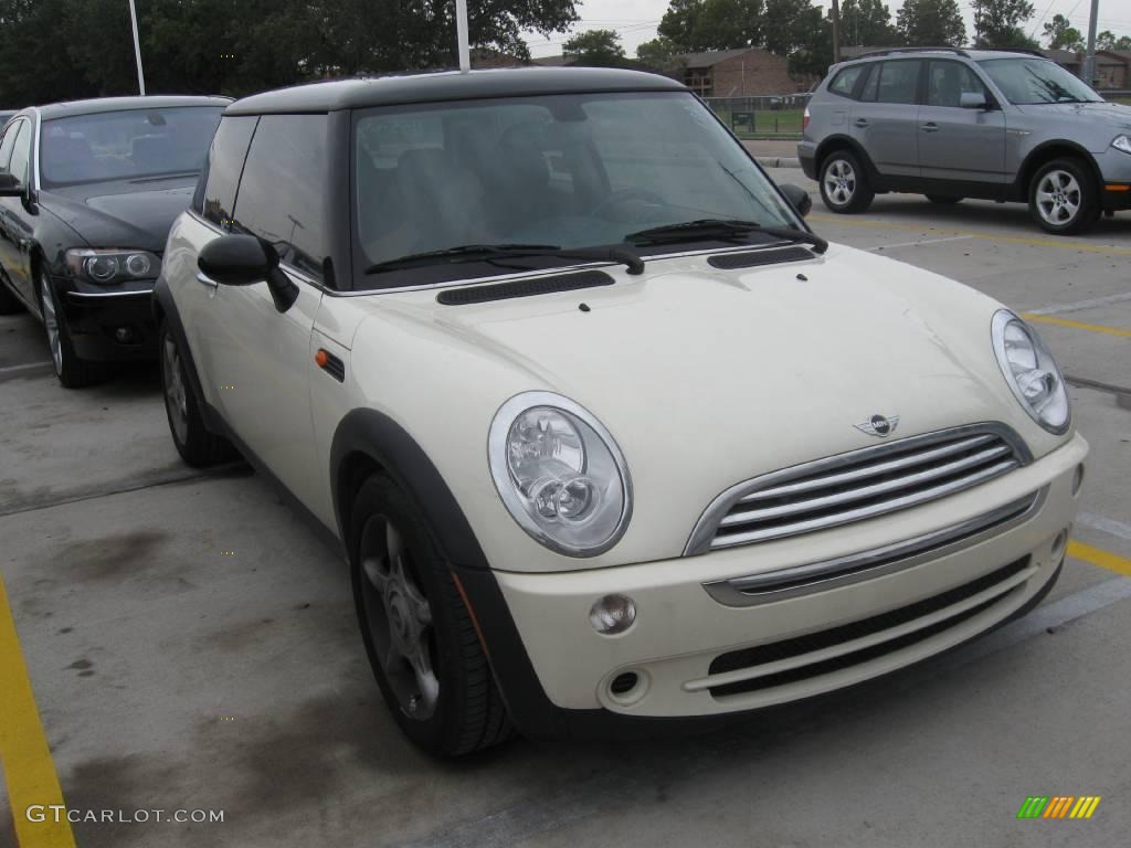 2006 Cooper Hardtop - Pepper White / Cordoba Beige photo #4