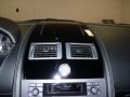 Titanium Silver - V8 Vantage Coupe Photo No. 25