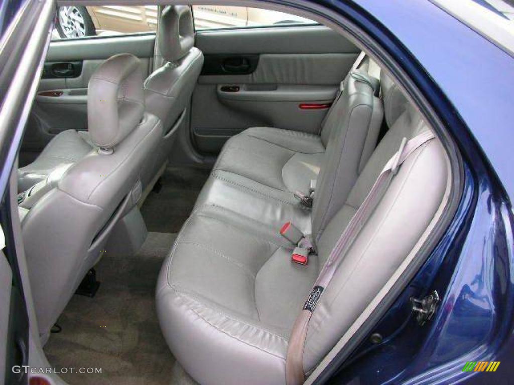 Medium Gray Interior 1999 Buick Regal GS Photo #21466661