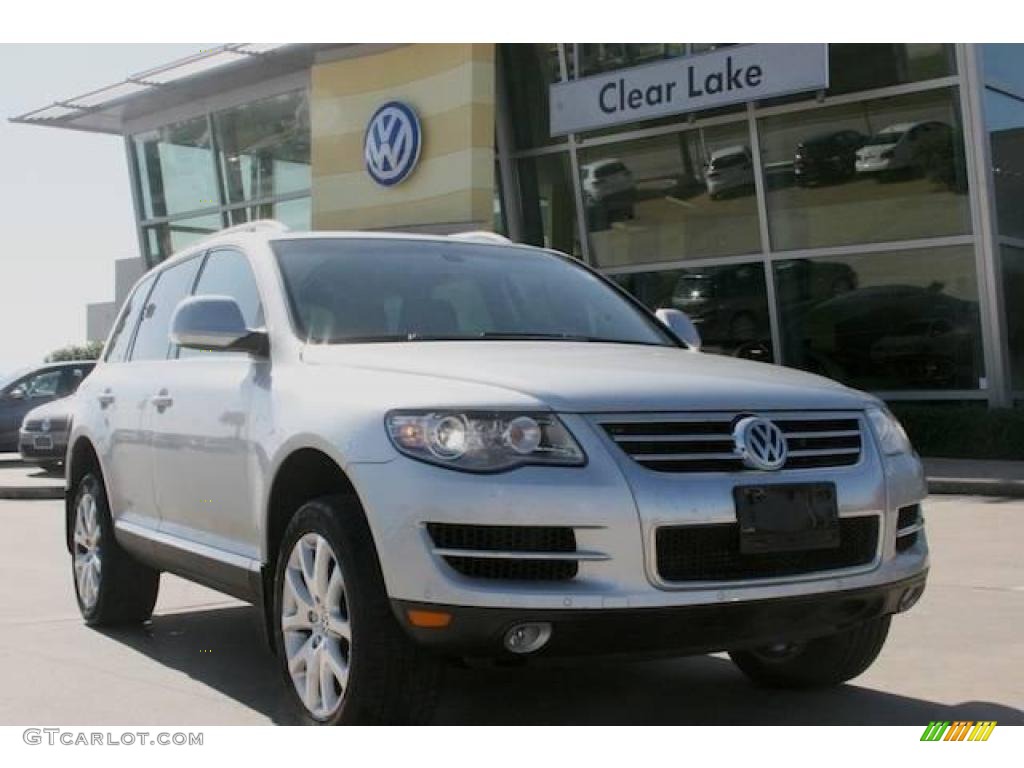 2008 Touareg 2 V8 - Reflex Silver Metallic / Anthracite photo #1