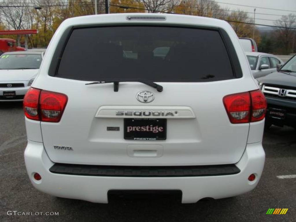 2009 Sequoia SR5 4x4 - Super White / Graphite Gray photo #5