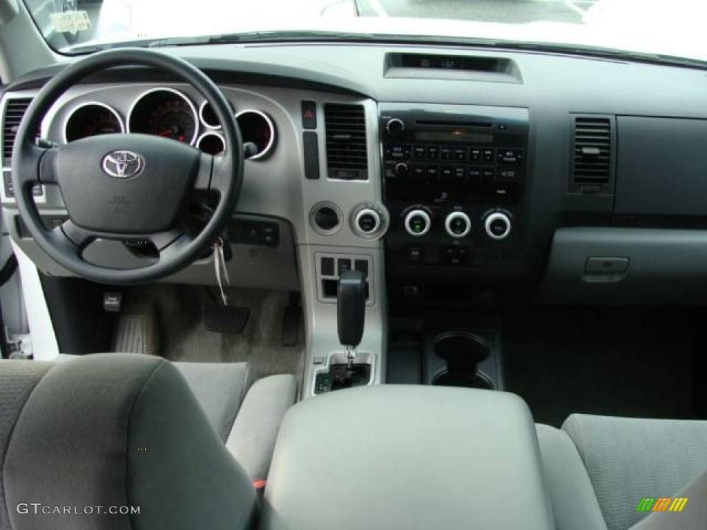 2009 Sequoia SR5 4x4 - Super White / Graphite Gray photo #9