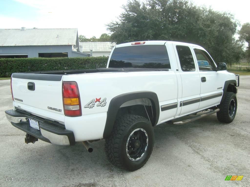 2001 Silverado 2500HD LS Extended Cab 4x4 - Summit White / Graphite photo #8