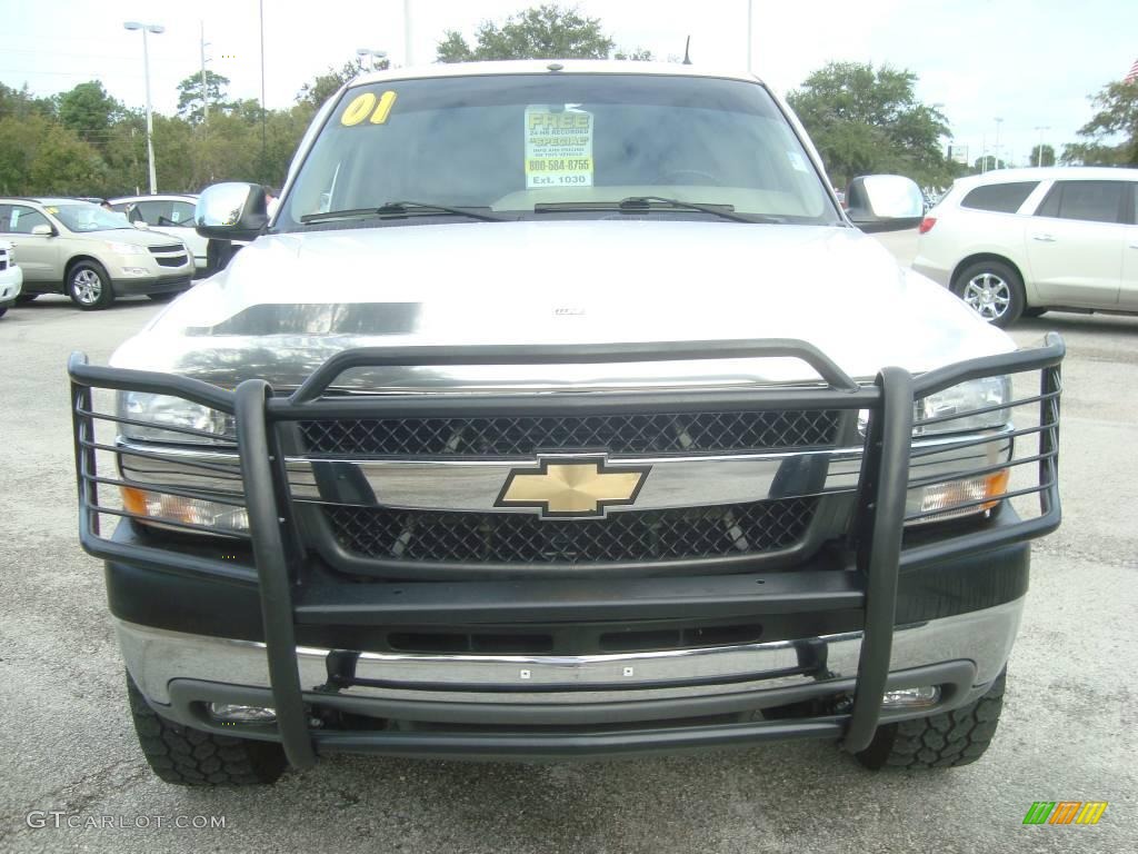 2001 Silverado 2500HD LS Extended Cab 4x4 - Summit White / Graphite photo #12