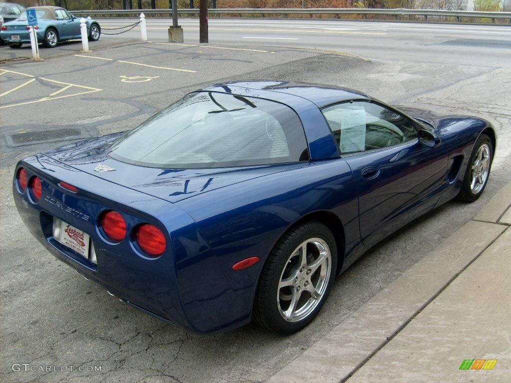 2004 Corvette Coupe - LeMans Blue Metallic / Light Oak photo #5