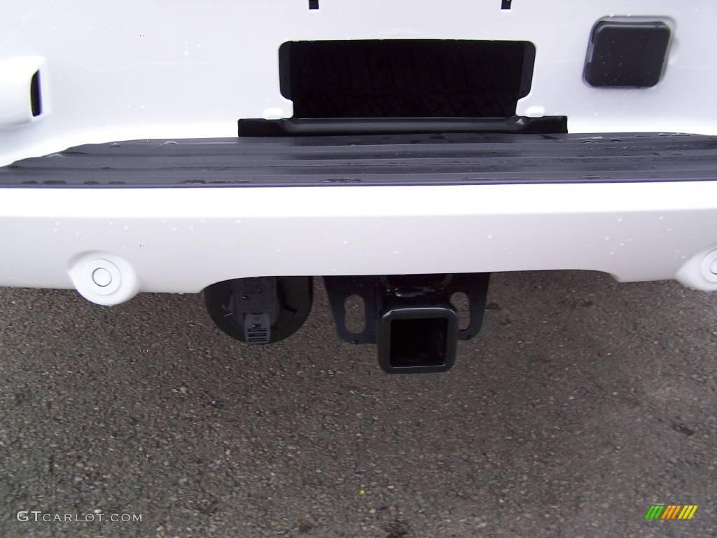 2009 Avalanche Z71 4x4 - Summit White / Ebony photo #7