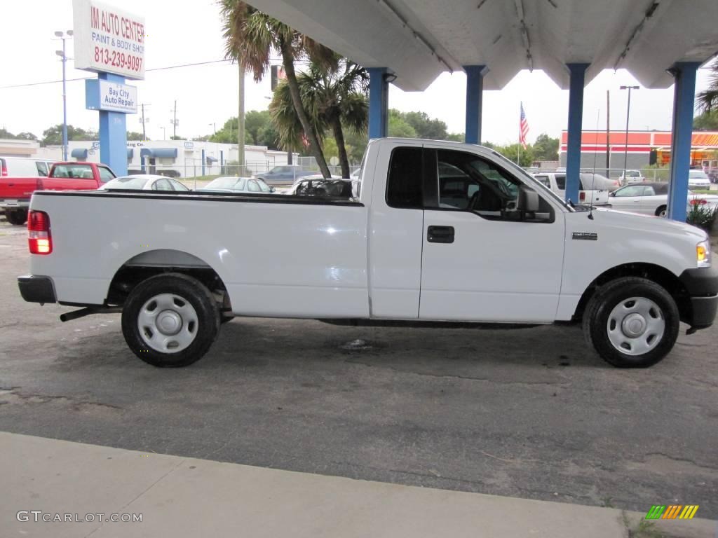 2006 F150 XL Regular Cab - Oxford White / Medium Flint photo #8