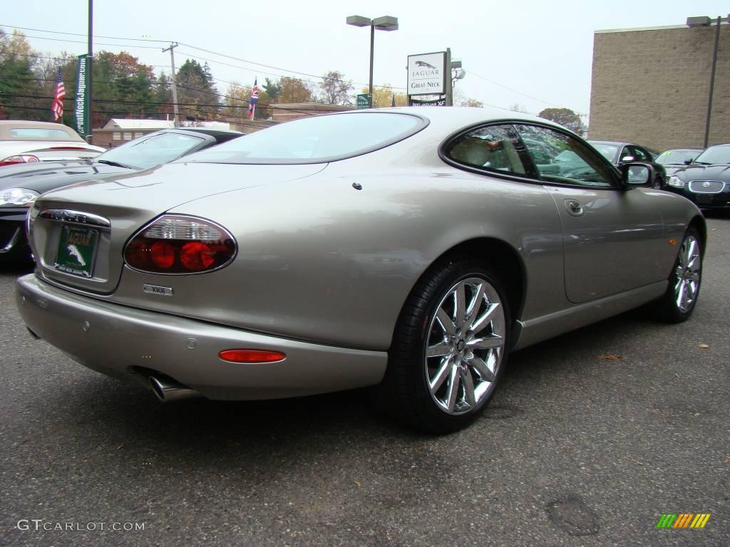 2006 XK XK8 Coupe - Satin Silver Metallic / Ivory photo #6