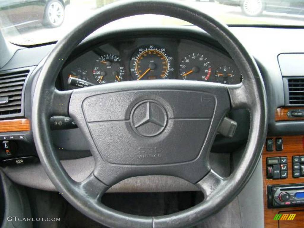 1992 S Class 300 SE Sedan - Black / Gray photo #16