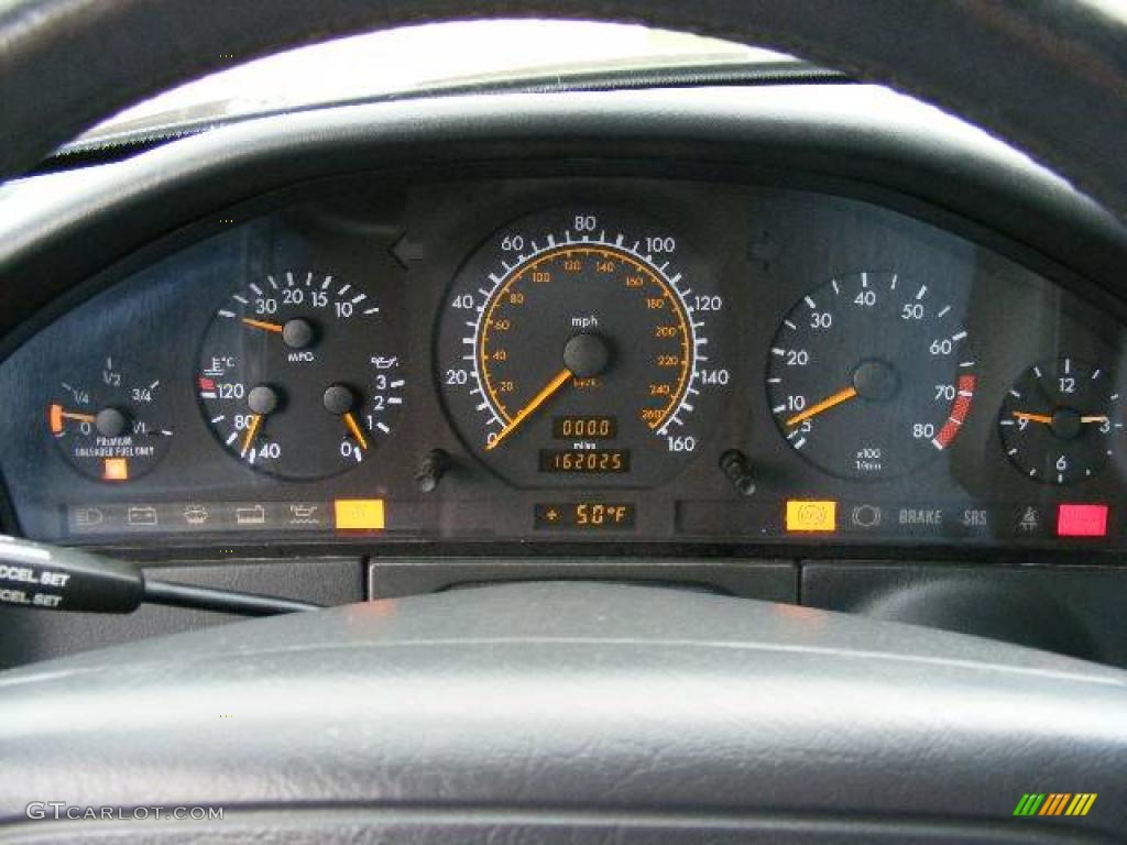 1992 S Class 300 SE Sedan - Black / Gray photo #17