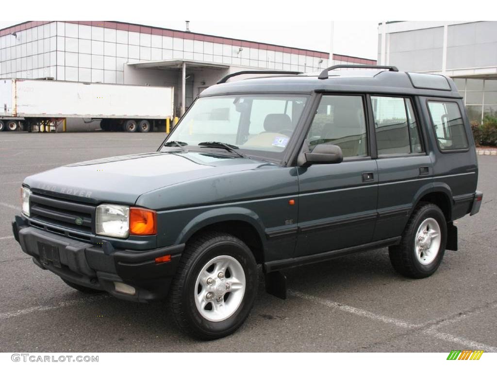 1997 Discovery SE - Charleston Green Metallic / Bahama Beige photo #1