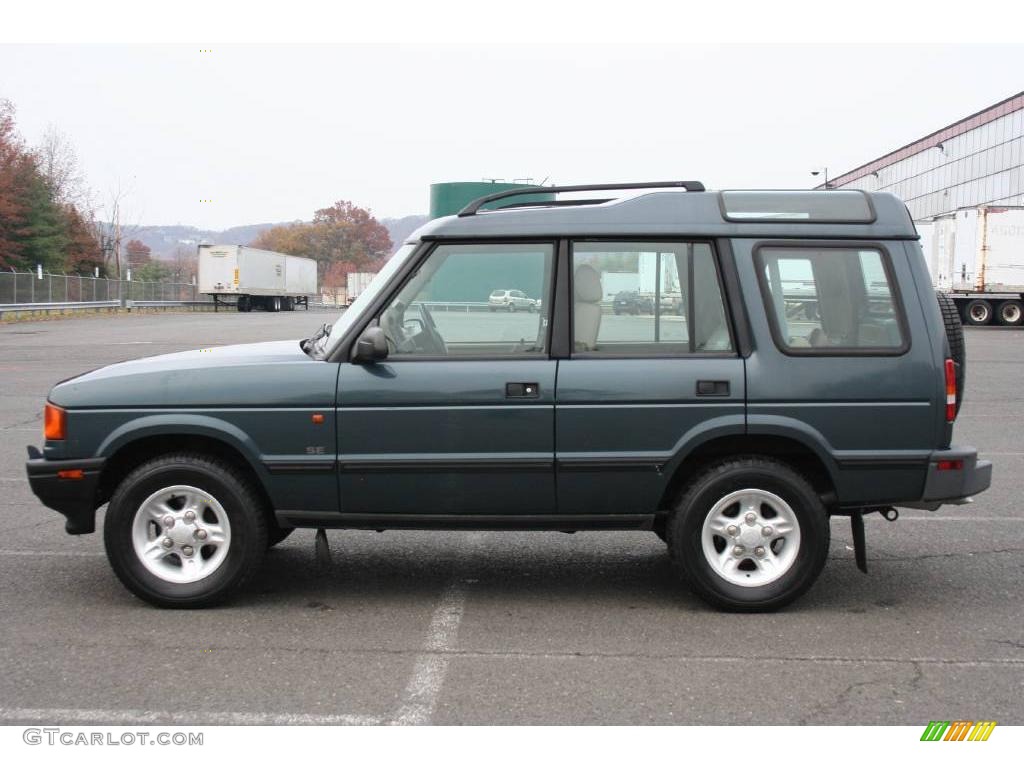 1997 Discovery SE - Charleston Green Metallic / Bahama Beige photo #8