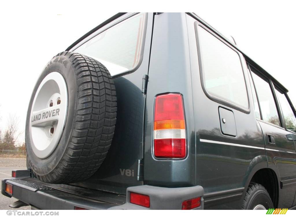 1997 Discovery SE - Charleston Green Metallic / Bahama Beige photo #20
