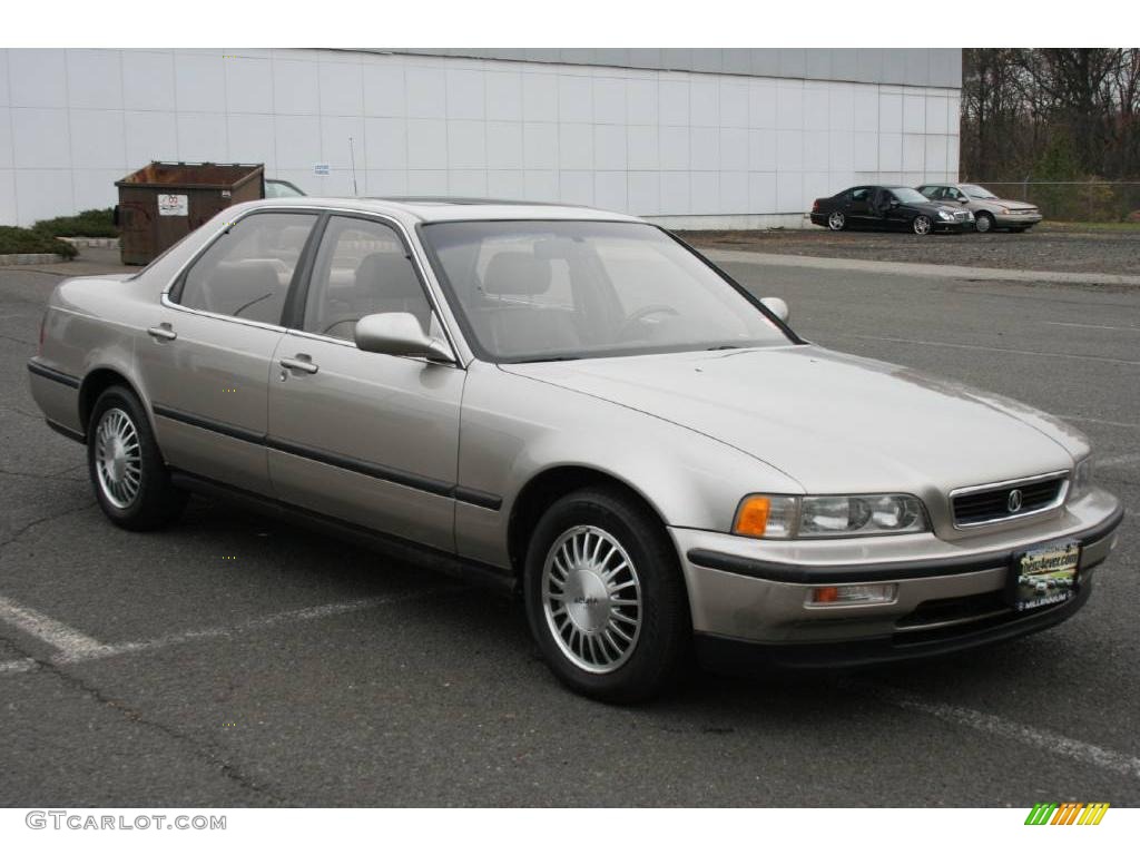 1992 Legend L Sedan - Seattle Silver Metallic / Beige photo #3