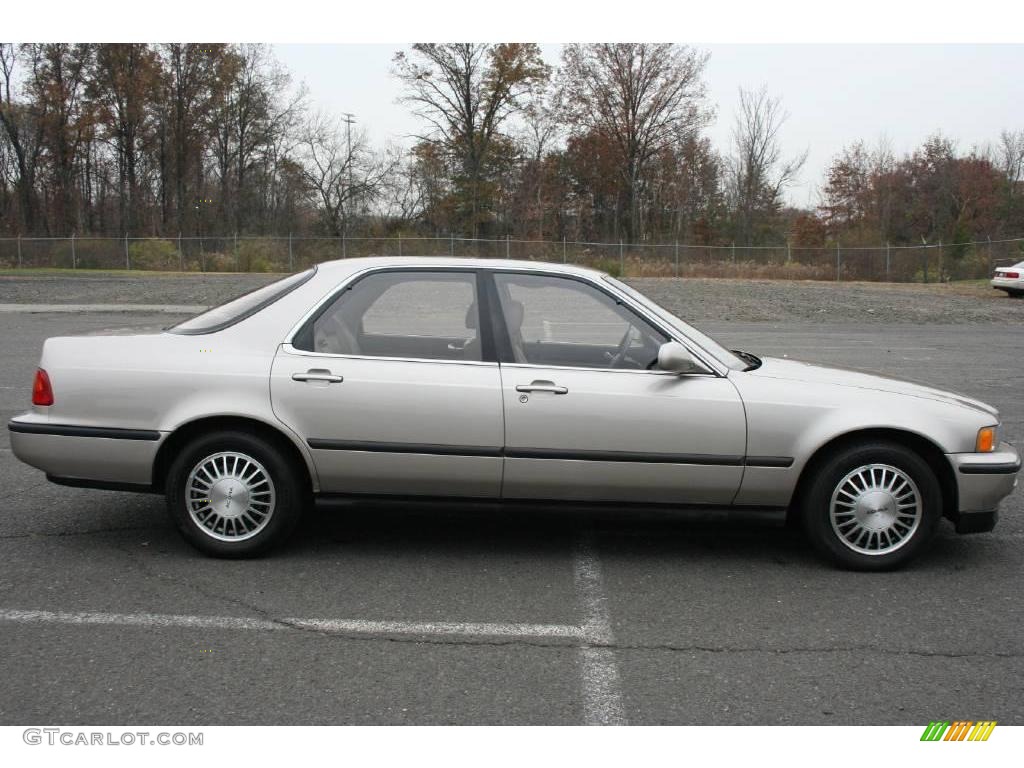 1992 Legend L Sedan - Seattle Silver Metallic / Beige photo #4