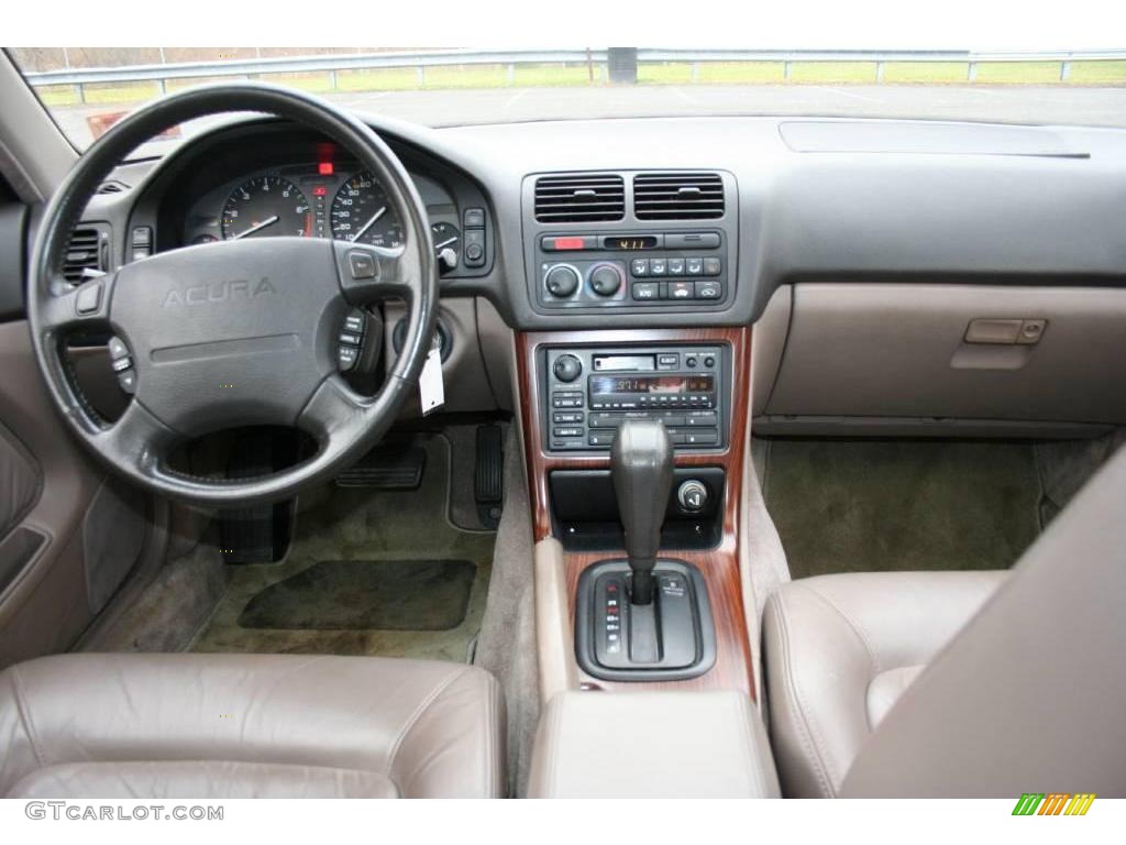 1992 Legend L Sedan - Seattle Silver Metallic / Beige photo #14