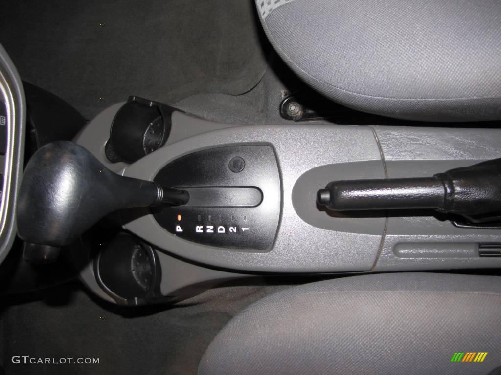 2005 Focus ZX4 SES Sedan - Pitch Black / Dark Flint/Light Flint photo #12