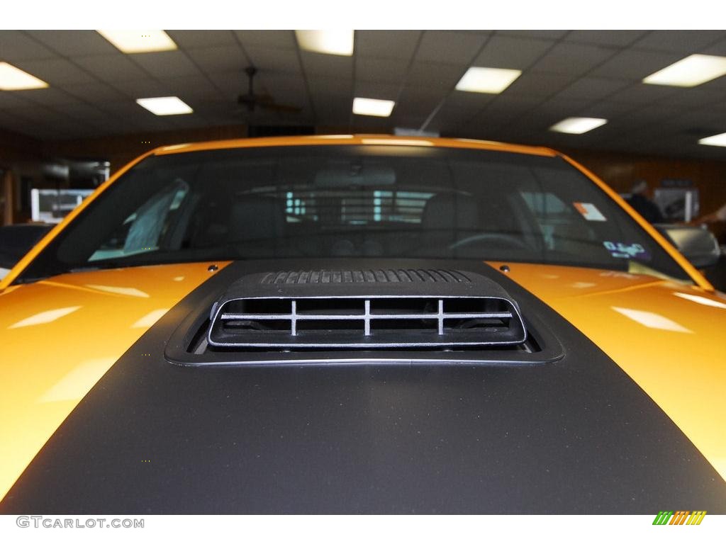 2007 Mustang Saleen Parnelli Jones Edition - Grabber Orange / Black Leather photo #24