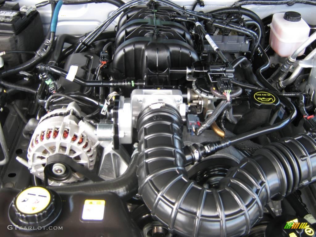 2008 Mustang V6 Deluxe Convertible - Brilliant Silver Metallic / Dark Charcoal photo #25