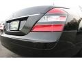 Black - S 550 Sedan Photo No. 23