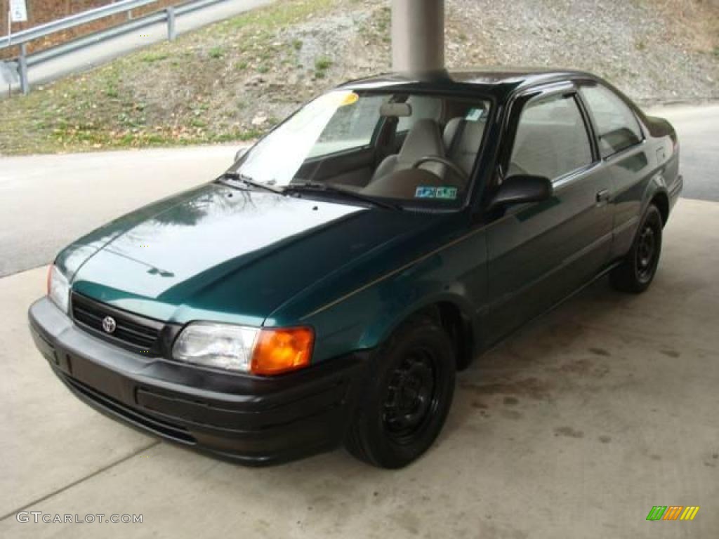 1995 Tercel DX Sedan - Sierra Green Metallic / Beige photo #5